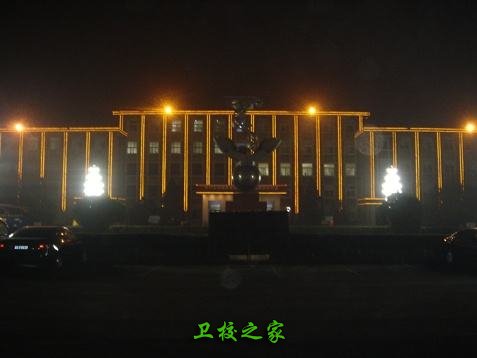 学校夜景