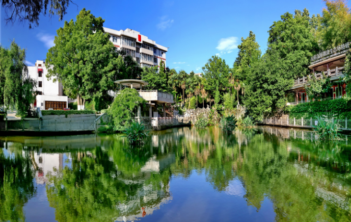 玉溪师范学院